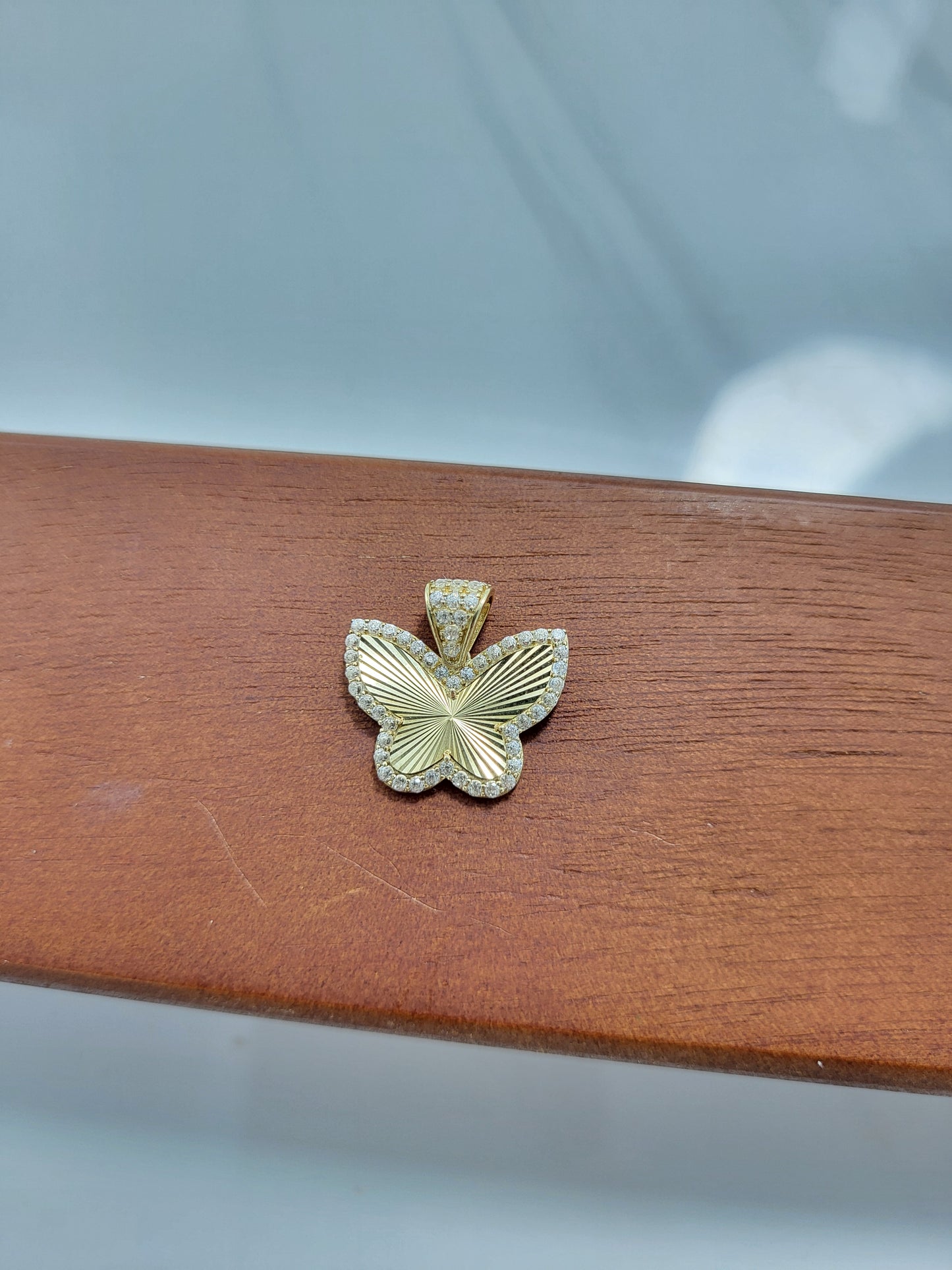 Dije  mariposa oro 10k