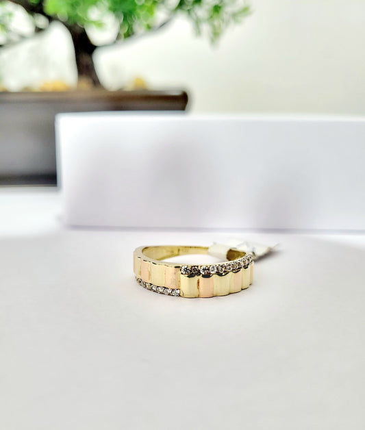 Anillo de Oro 14K con Doble Fila de Circonias