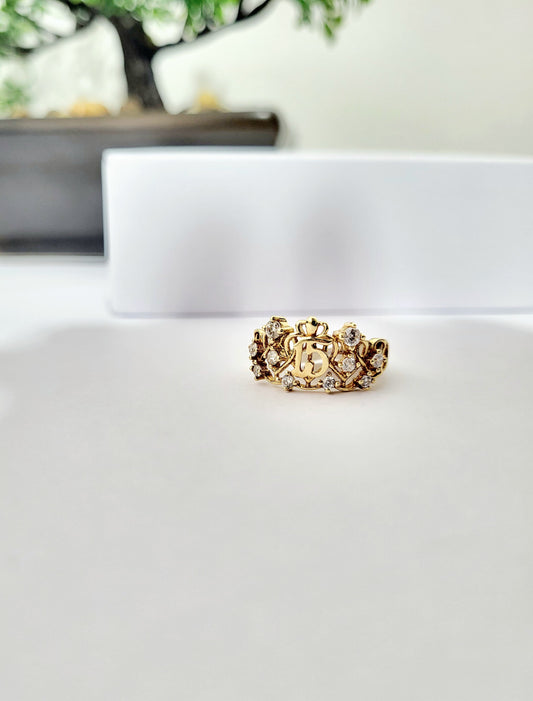 Anillo de Oro 14K “15 Años” con Estilo Corona