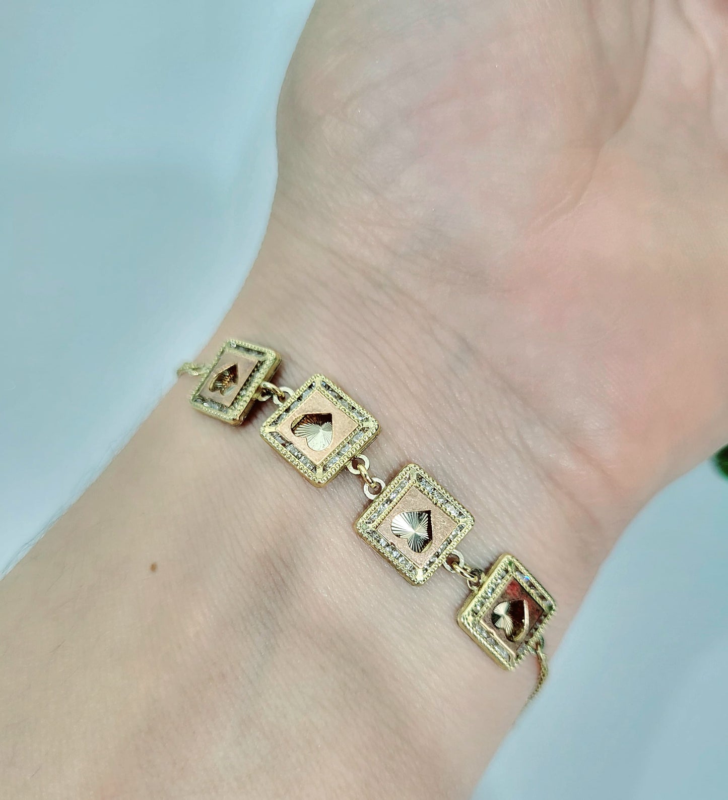 Pulsera Corazones 10K